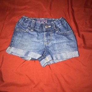 The Children’s Place Jean Shorts 6-9mos